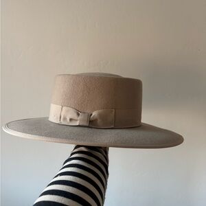DRESSED IN LALA Elegant Beige Wide-Brim Hat adjustable size